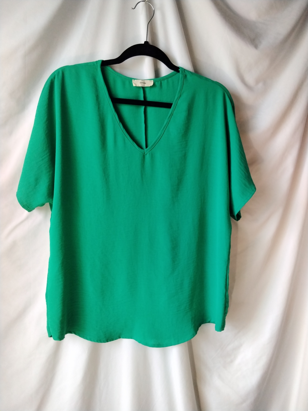 intro. Emerald Green V-Neck Short Sleeve Blouse